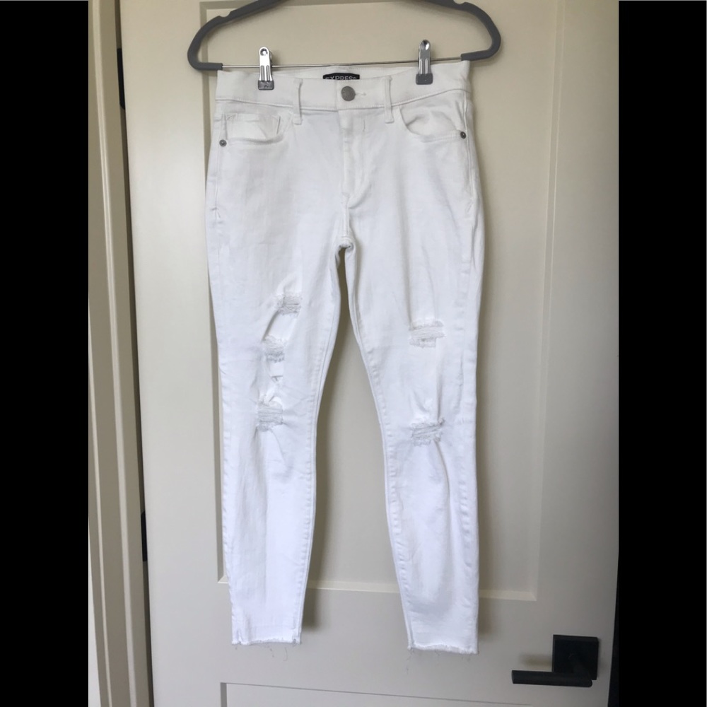 Express Distressed MidRise cropped skinny jeans